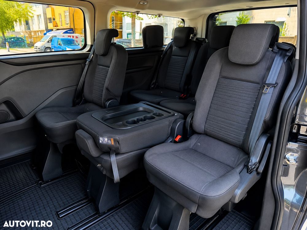 Ford Tourneo Custom Bus 320 2.0 EcoBlue 185 CP L2H1 Titanium X Aut. - 10