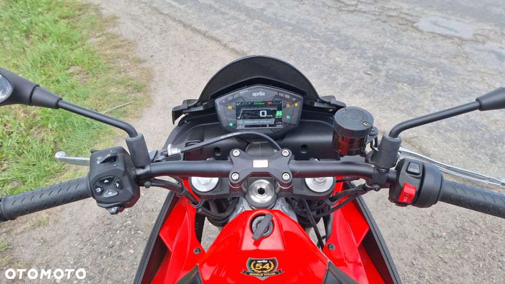 Aprilia Tuono - 23