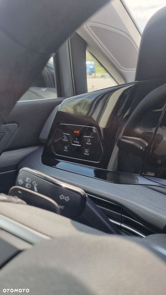 Volkswagen Golf 1.5 eTSI EVO Style DSG - 28
