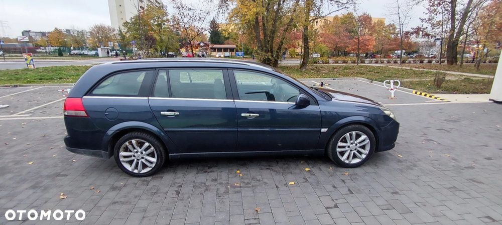 Opel Vectra 1.9 CDTI Cosmo ActiveSelect - 4