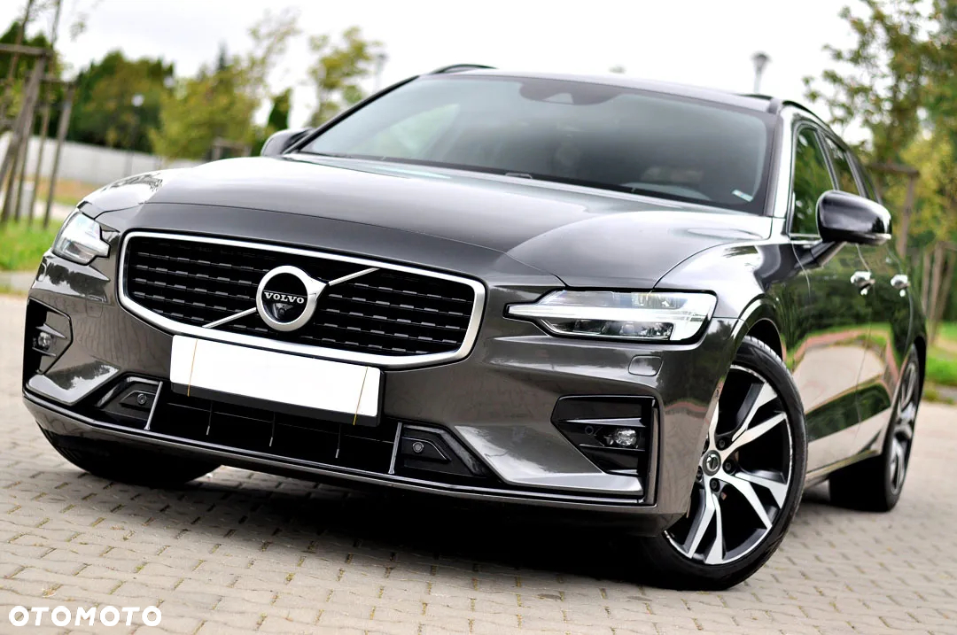 Volvo V60 D4 Geartronic R-Design - 8