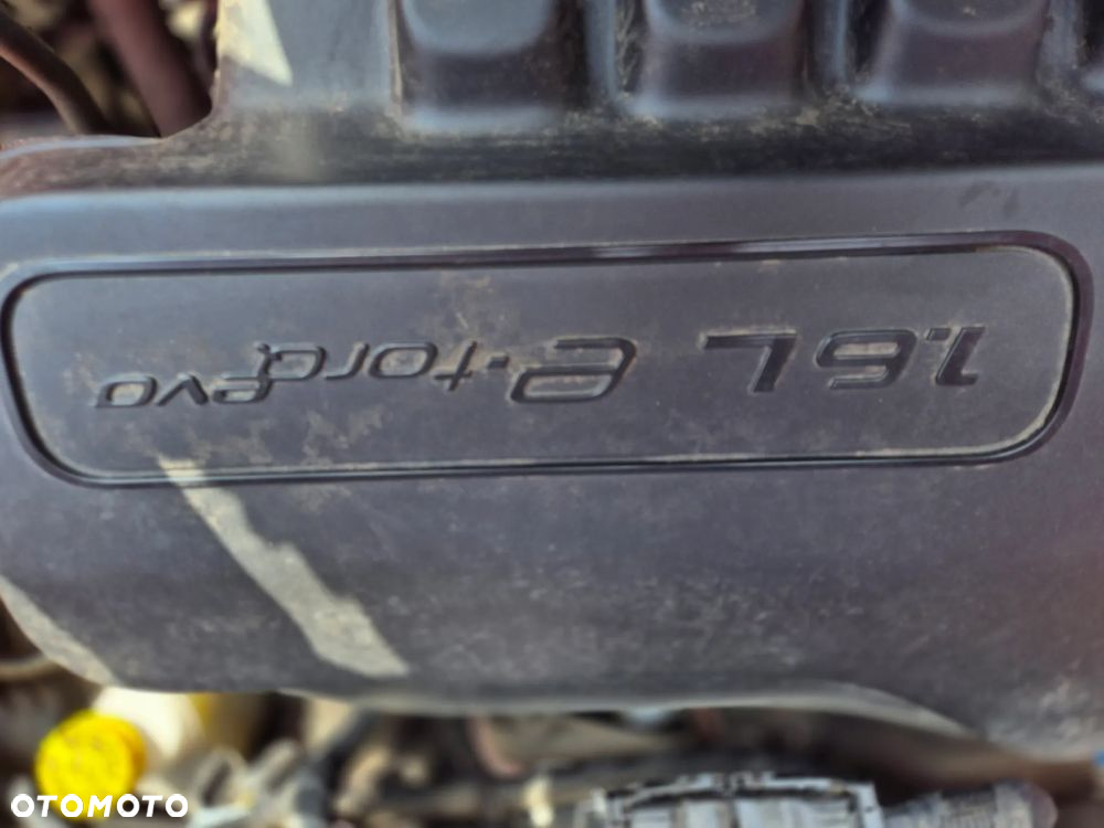 Jeep Renegade 1.6 E-TorQ Longitude FWD - 18