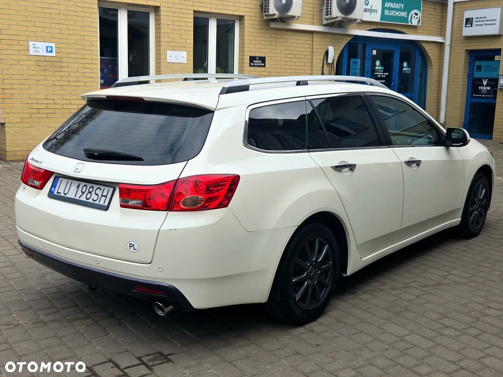 Honda Accord - 16