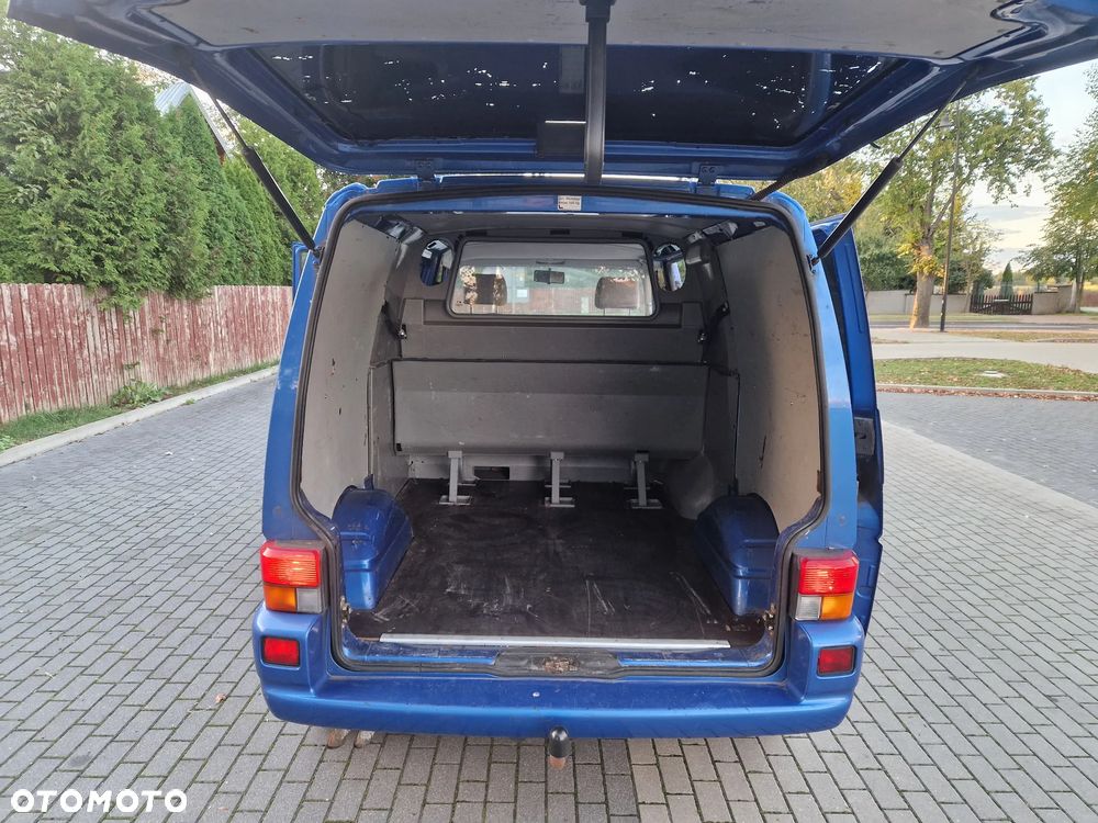 Volkswagen Transporter - 12