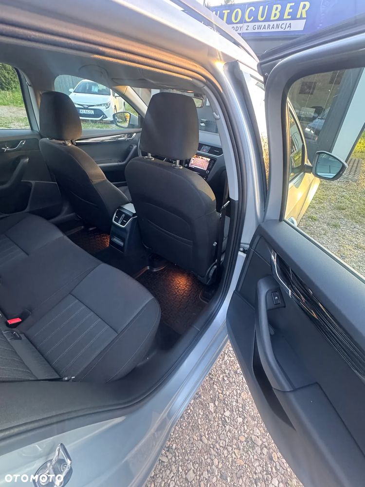 Skoda Octavia 1.5 TSI ACT Style - 10