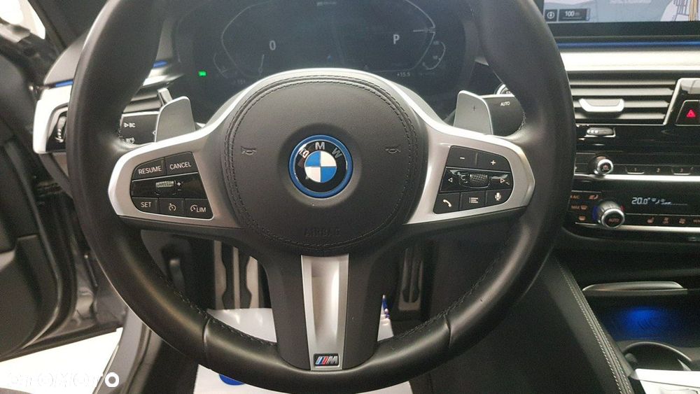 BMW Seria 5 - 21