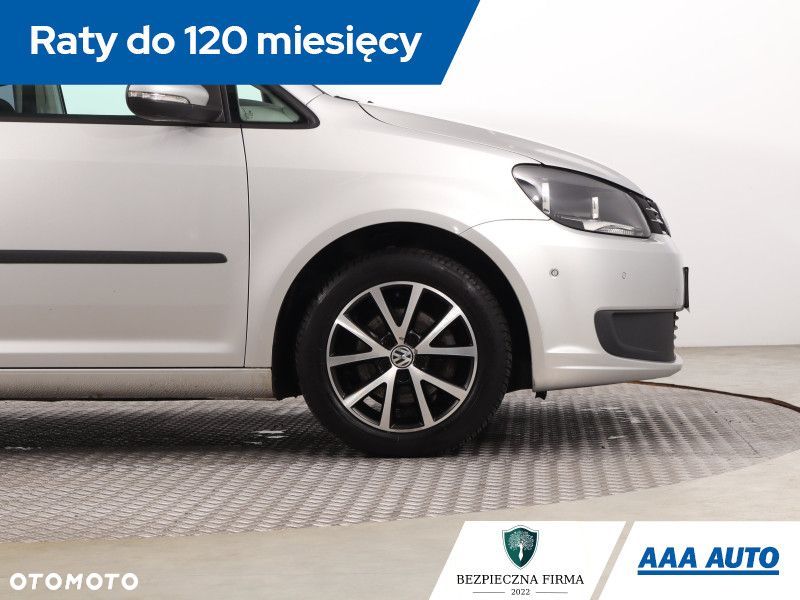 Volkswagen Touran - 15