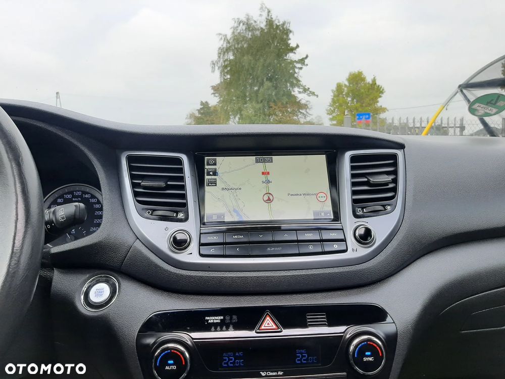 Hyundai Tucson blue 1.7 CRDi 2WD Intro Edition - 25