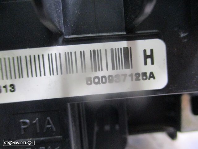 Caixa Fusiveis 5Q0937125A VW GOLF 7 2013 2.0TDI 184CV 5P PRETO ORIGINAL - 5