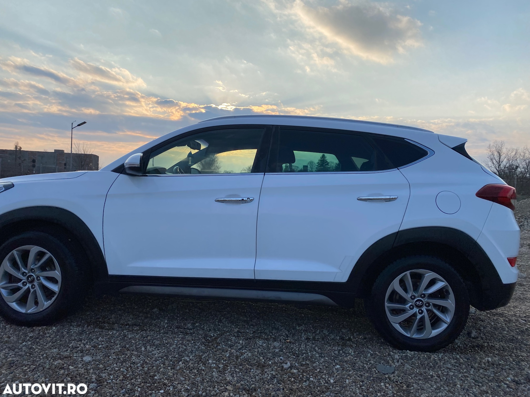 Hyundai Tucson - 13