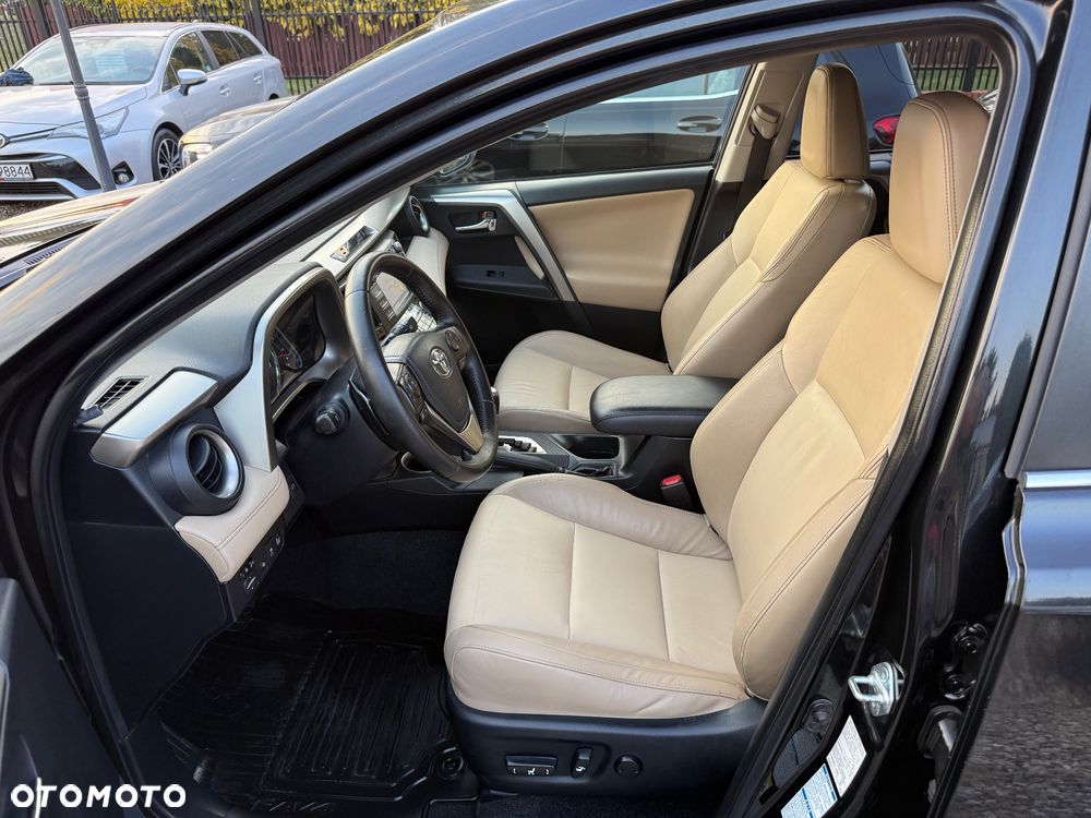 Toyota RAV4 2.0 Prestige MS EU6 - 7