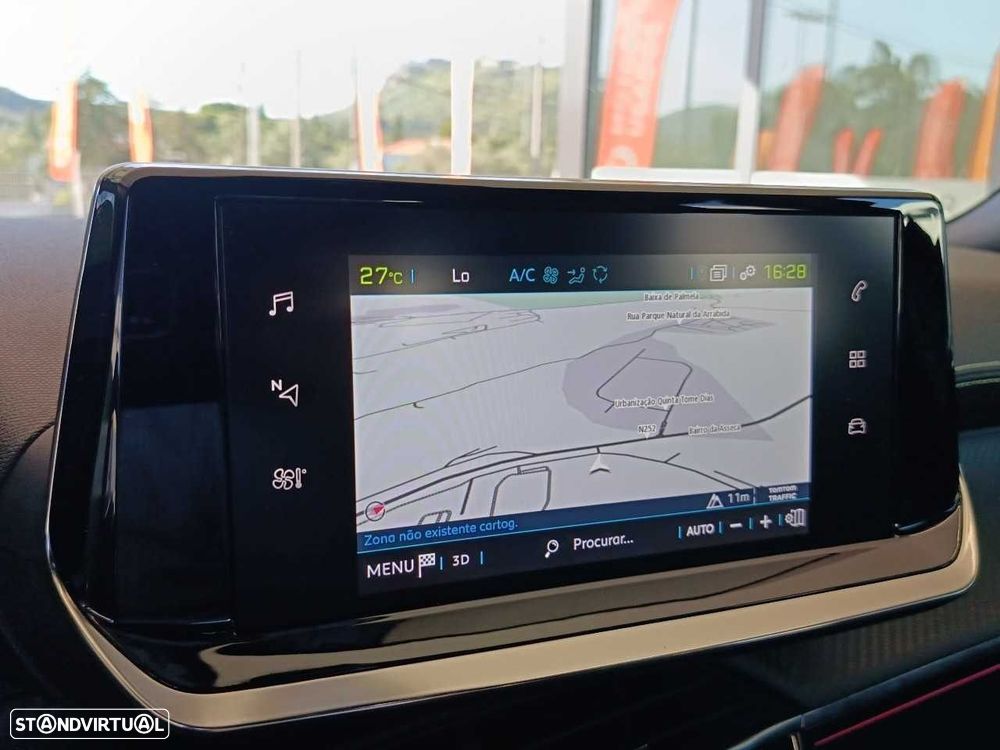 Peugeot e-2008 50 kWh GT - 16