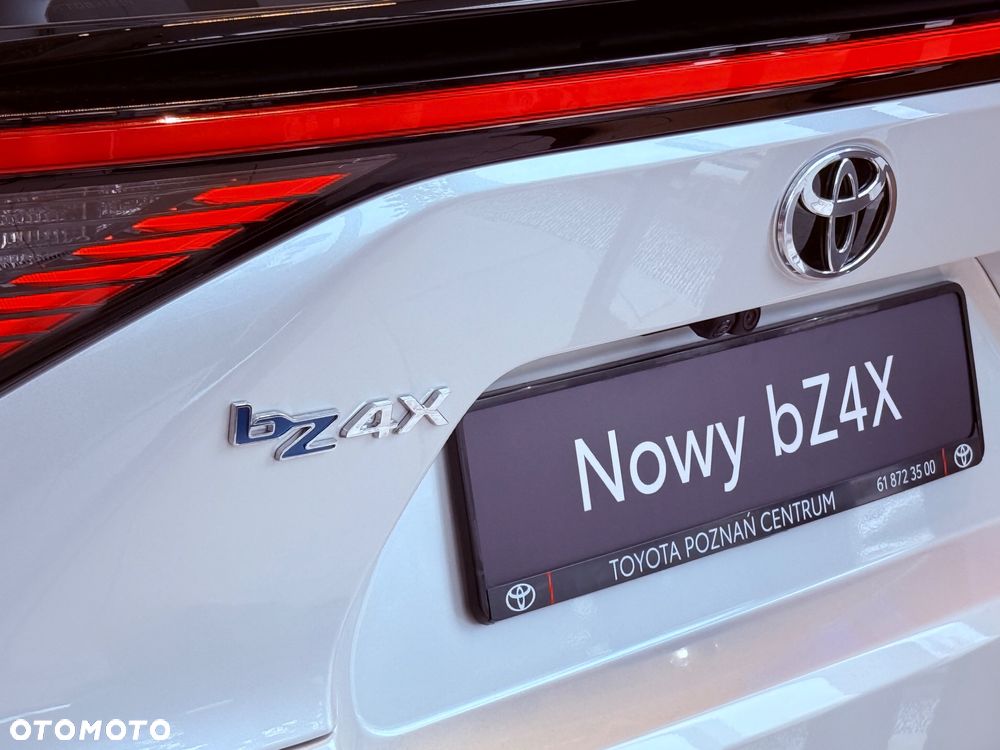 Toyota bZ4X - 17