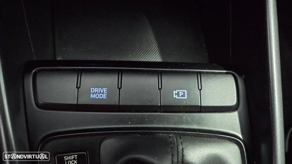 Hyundai Bayon 1.0 T-GDI 48V-Hybrid DCT Connect & Go - 30