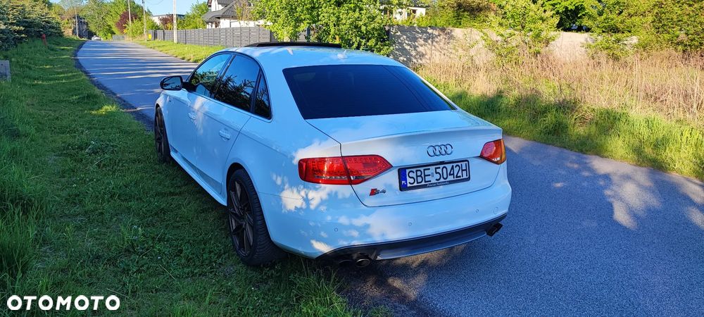 Audi S4 Avant S tronic - 10