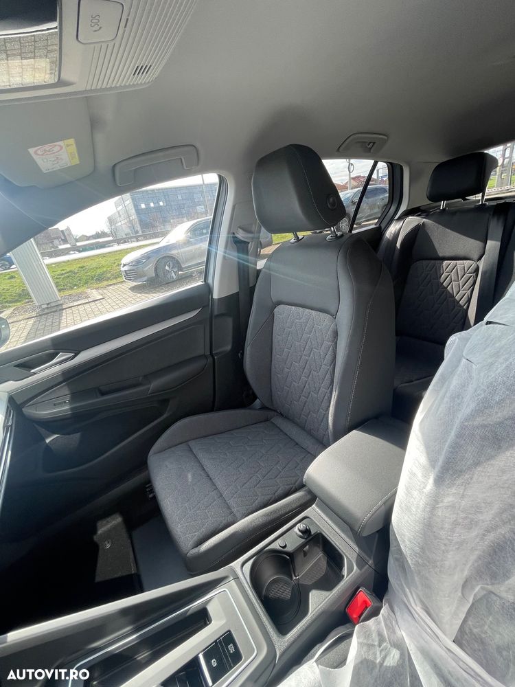 Volkswagen Golf 1.5 eTSI DSG MHEV Life - 8