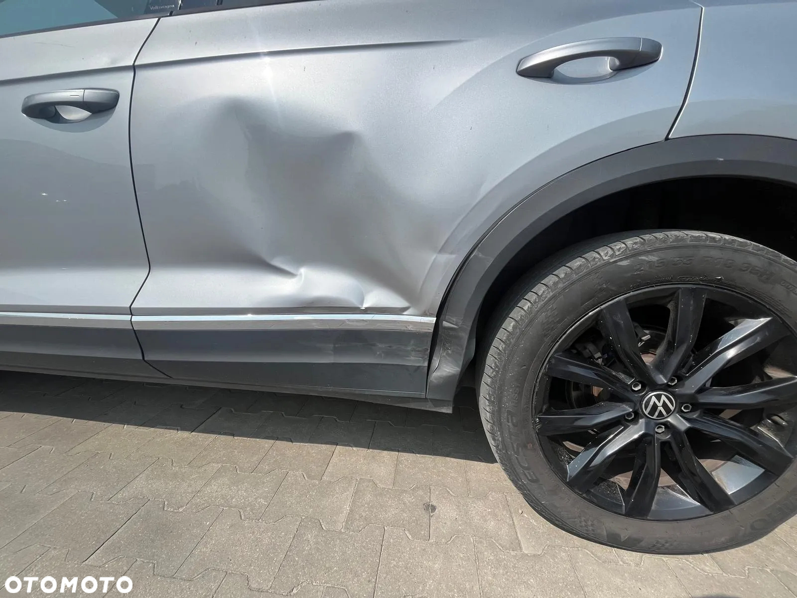 Volkswagen T-Roc - 9