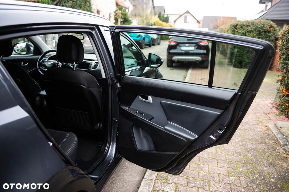 Kia Sportage 1.6 GDI 2WD Attract - 24