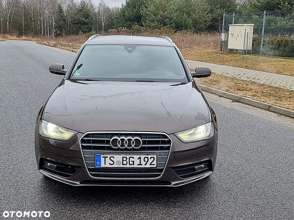 Audi A4 Avant 2.0 TDI DPF S line Sportpaket - 12