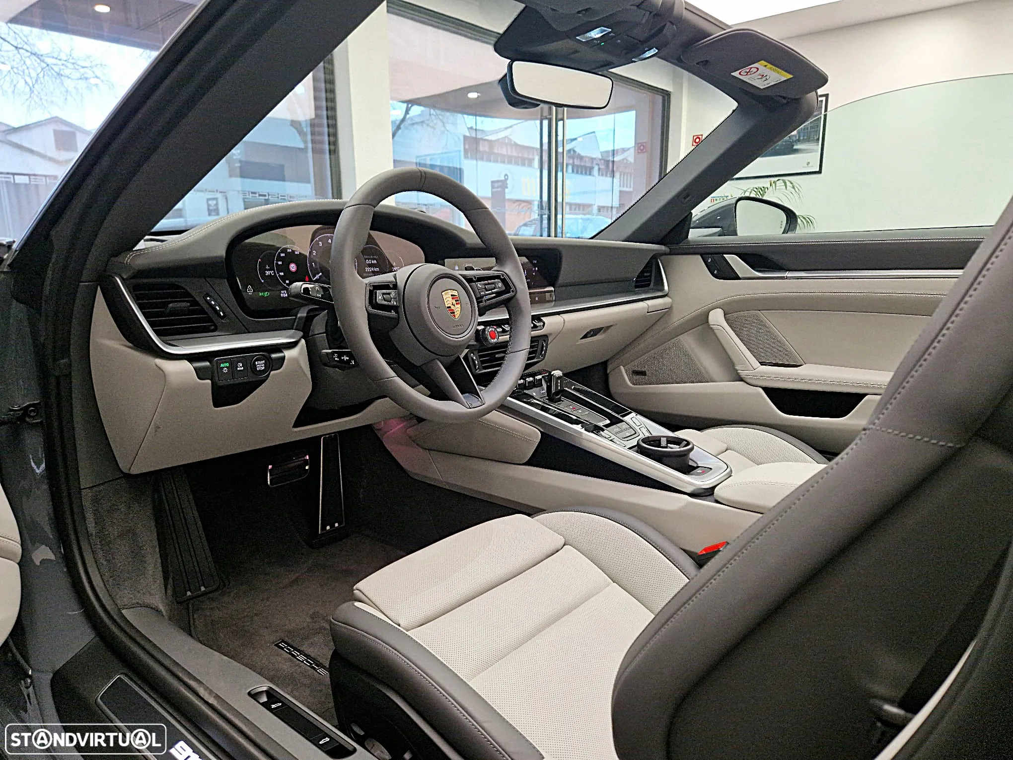 Porsche 911 (992) Carrera - 22