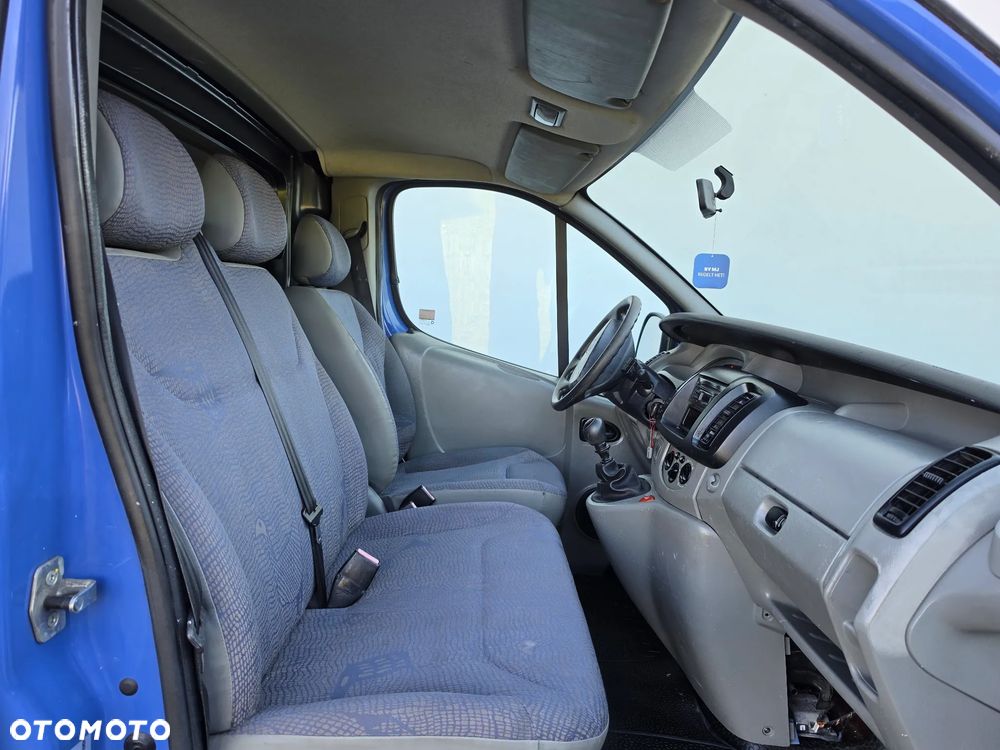 Renault Trafic - 17