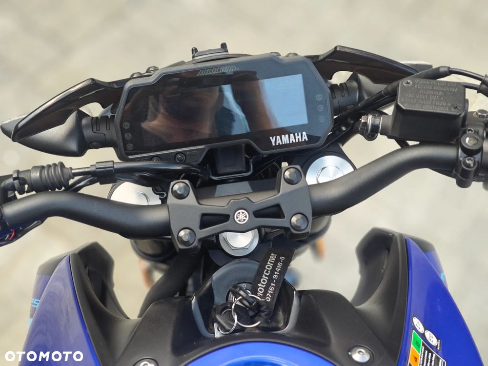 Yamaha MT - 17