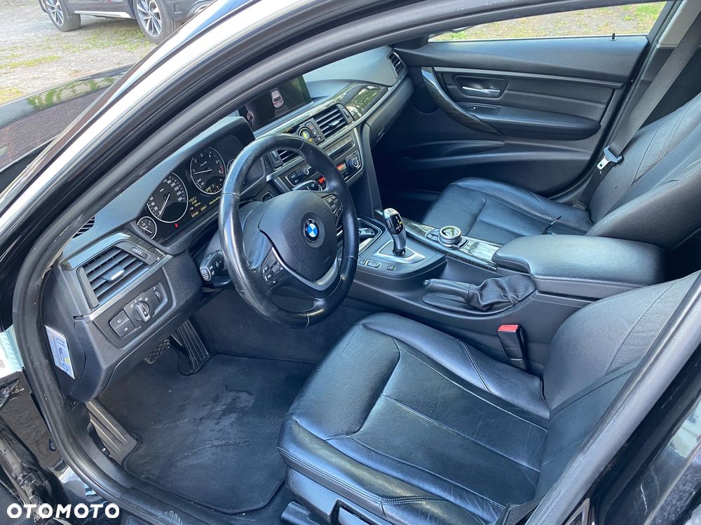 BMW Seria 3 320d Luxury Line - 9