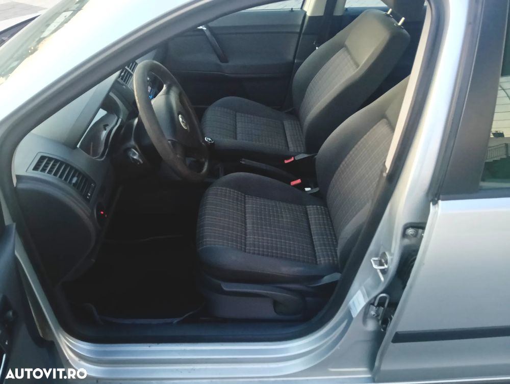 Volkswagen Polo 1.2 Comfortline - 6