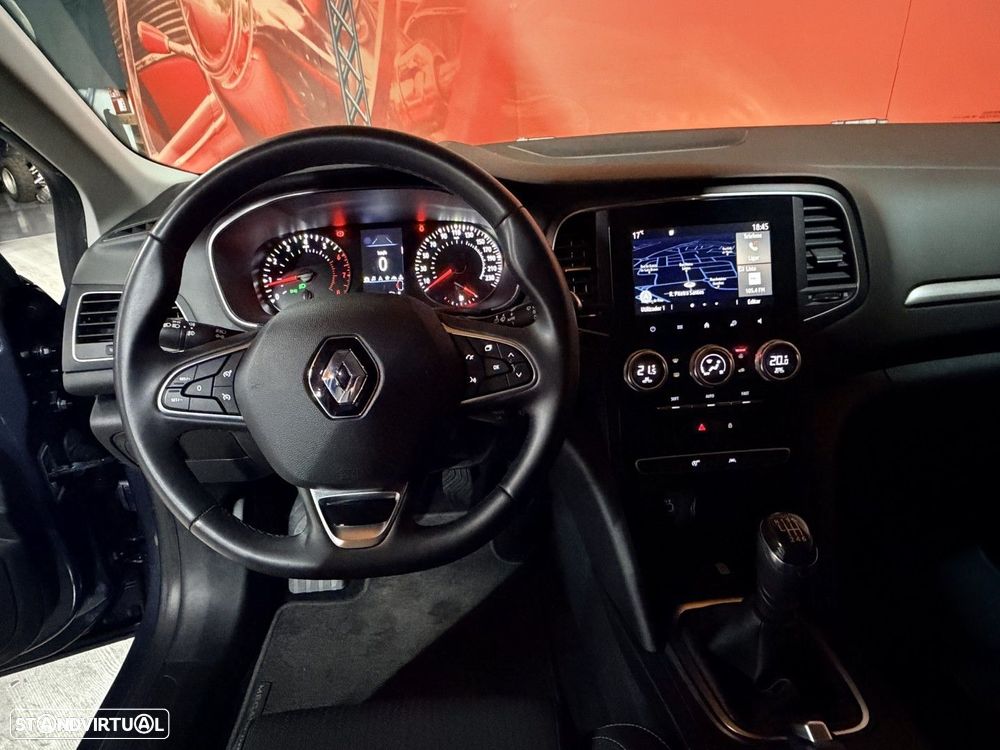 Renault Mégane 1.0 TCe Limited - 9