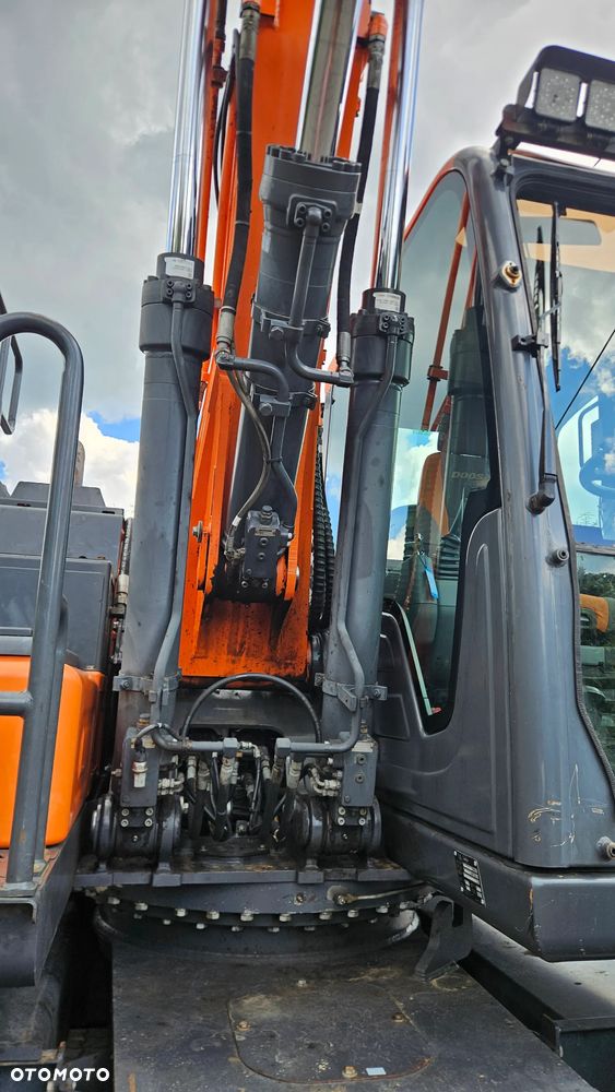Doosan DX140W-5 - 11