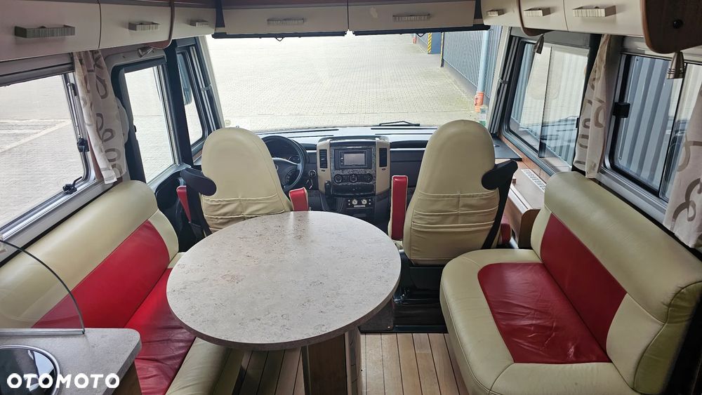 LE VOYAGEUR Mercedes Sprinter 519 - 23