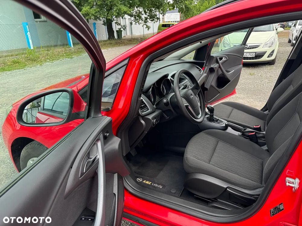 Opel Astra - 16