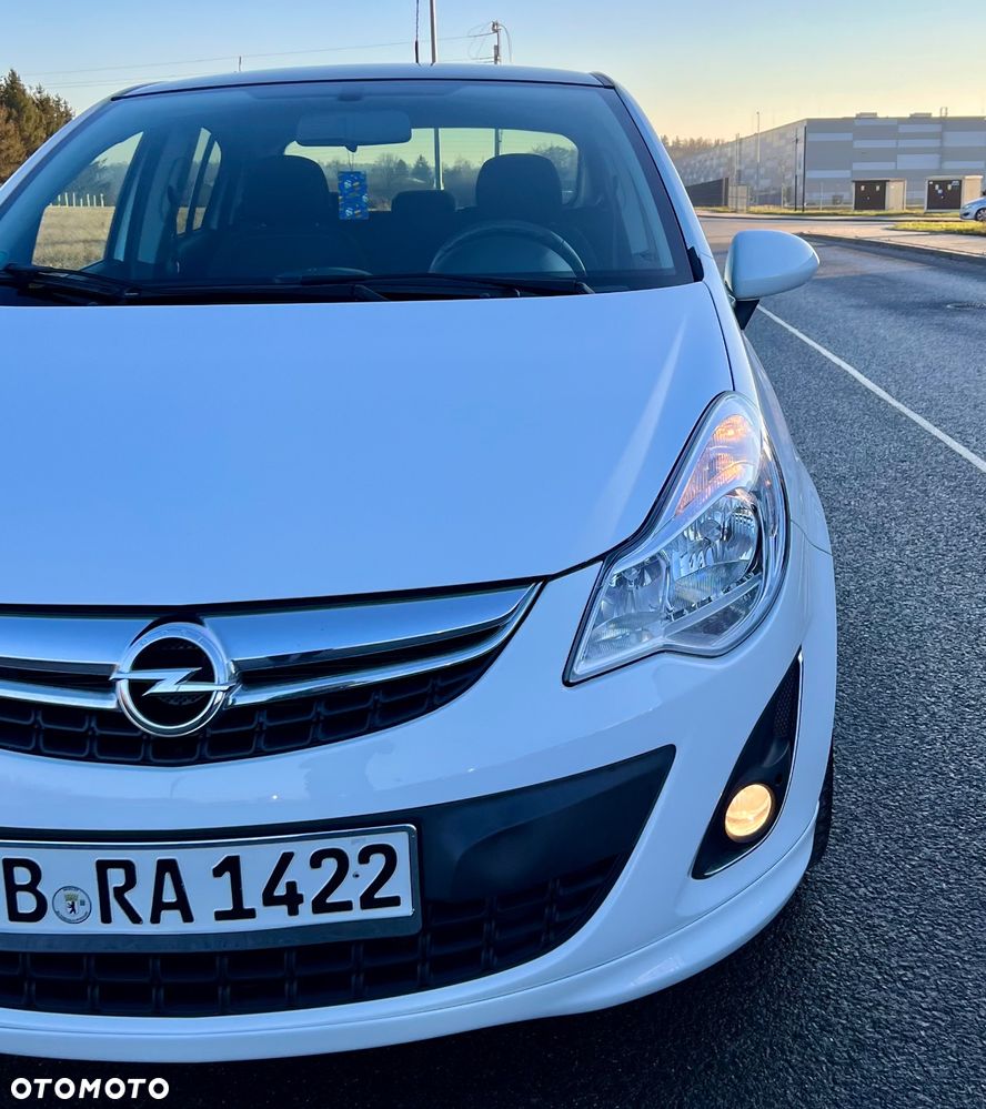 Opel Corsa 1.4 16V Color Edition - 30