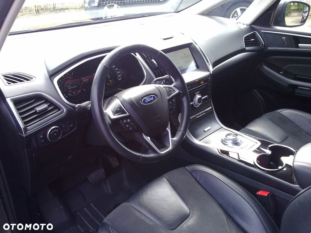 Ford S-Max 2.0 TDCi Titanium PowerShift - 24