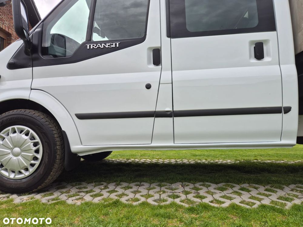 Ford Transit - 12
