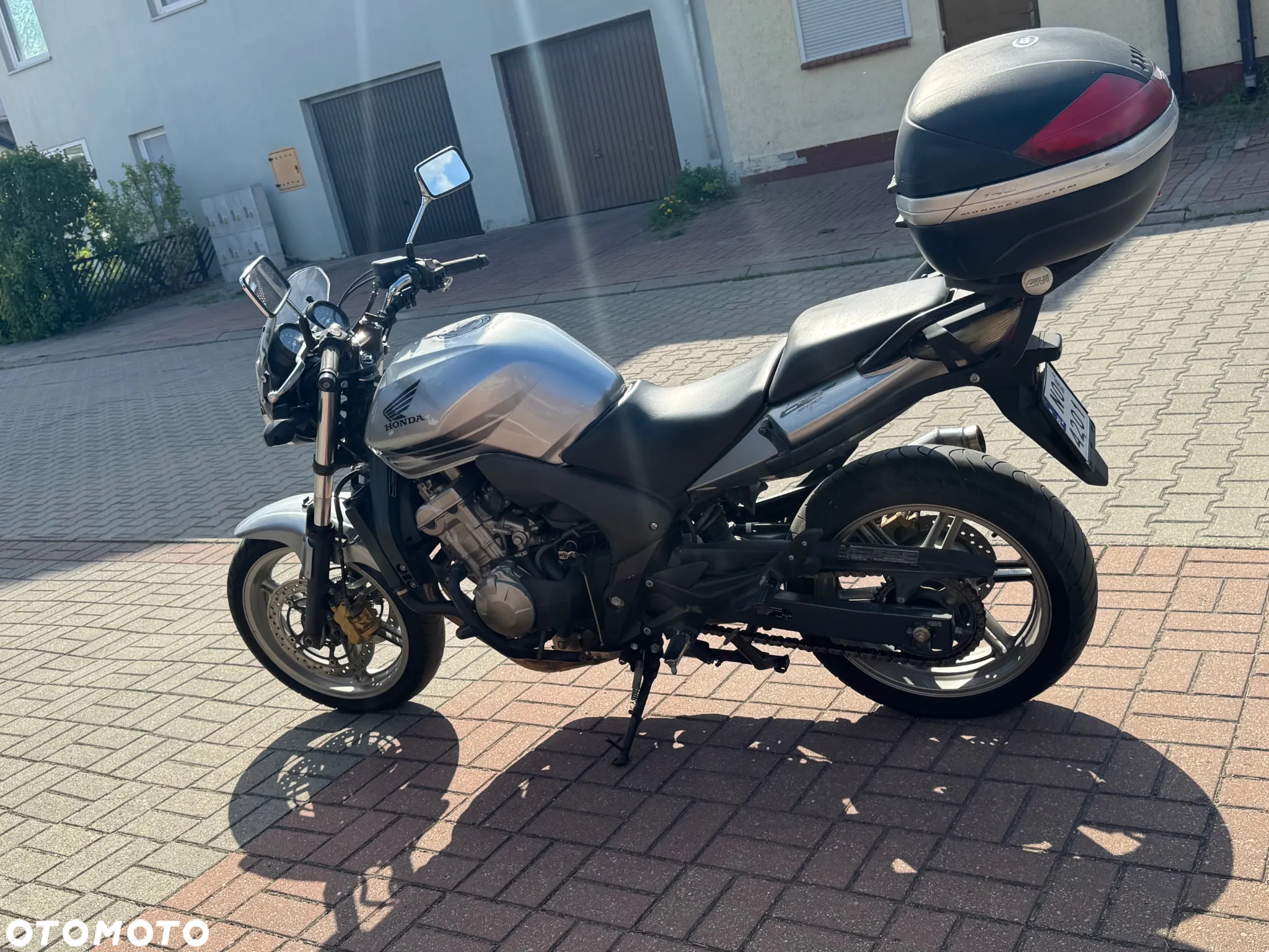 Honda CBF - 6