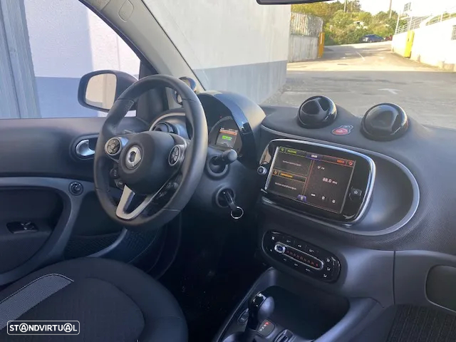 Smart ForTwo Coupé EQ Passion - 26