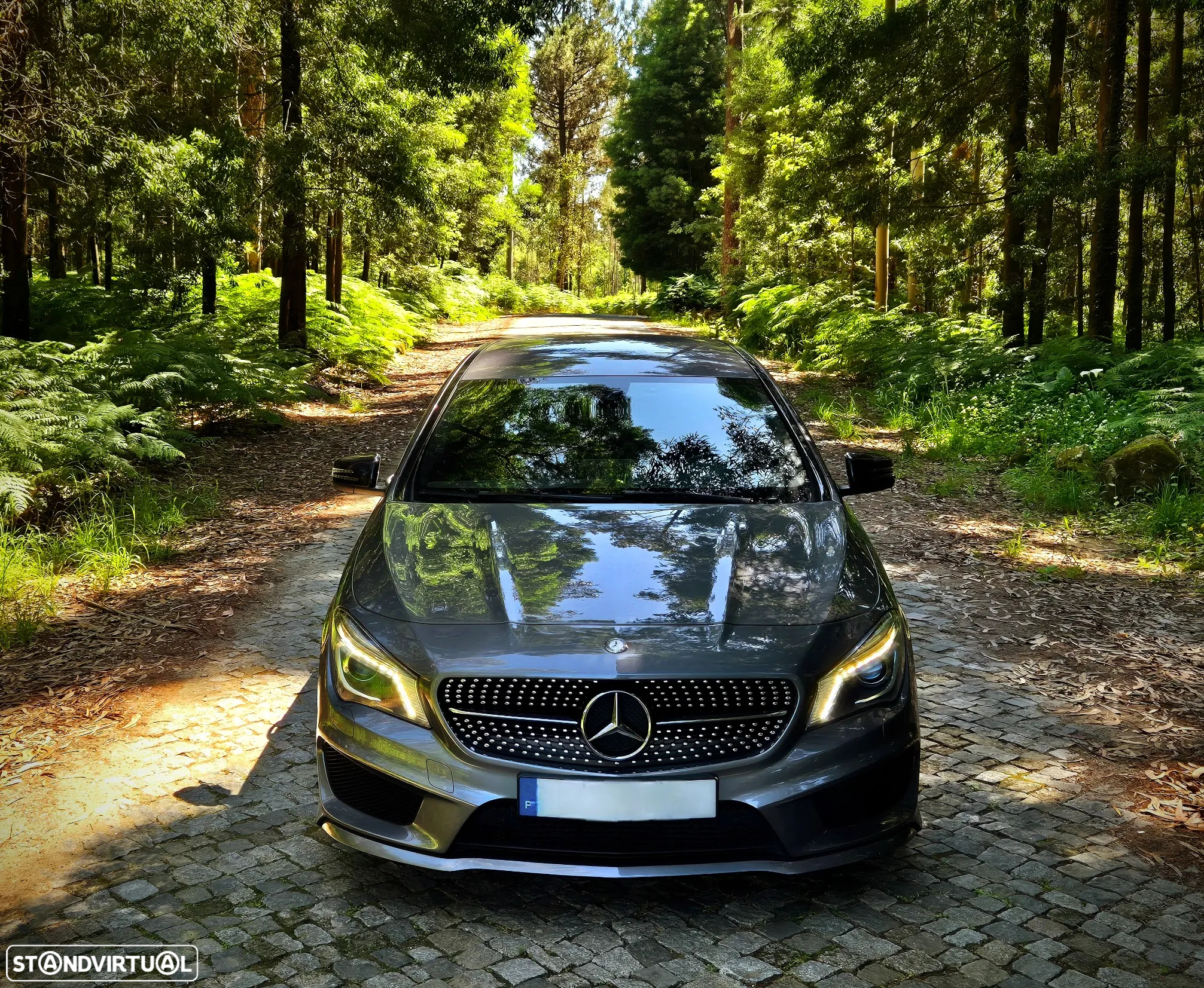 Mercedes-Benz CLA 200 d Shooting Brake AMG Line - 3