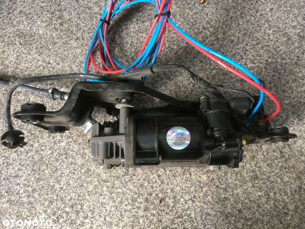 BMW E70 X5 pompa kompresor agregat zawieszenia tyl nivo X6 - 3