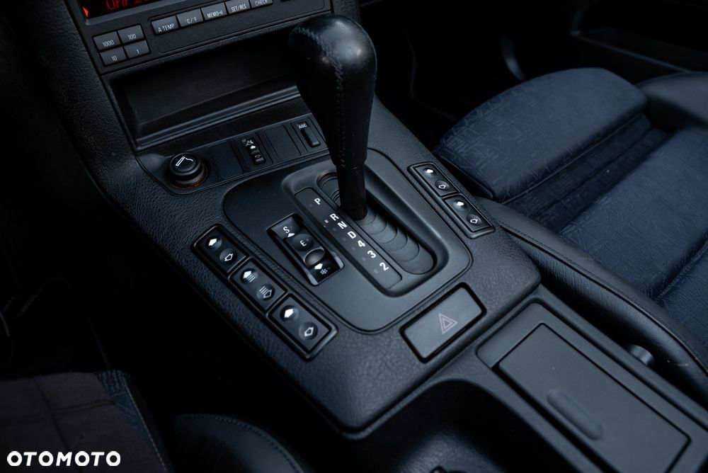 BMW Seria 3 - 30