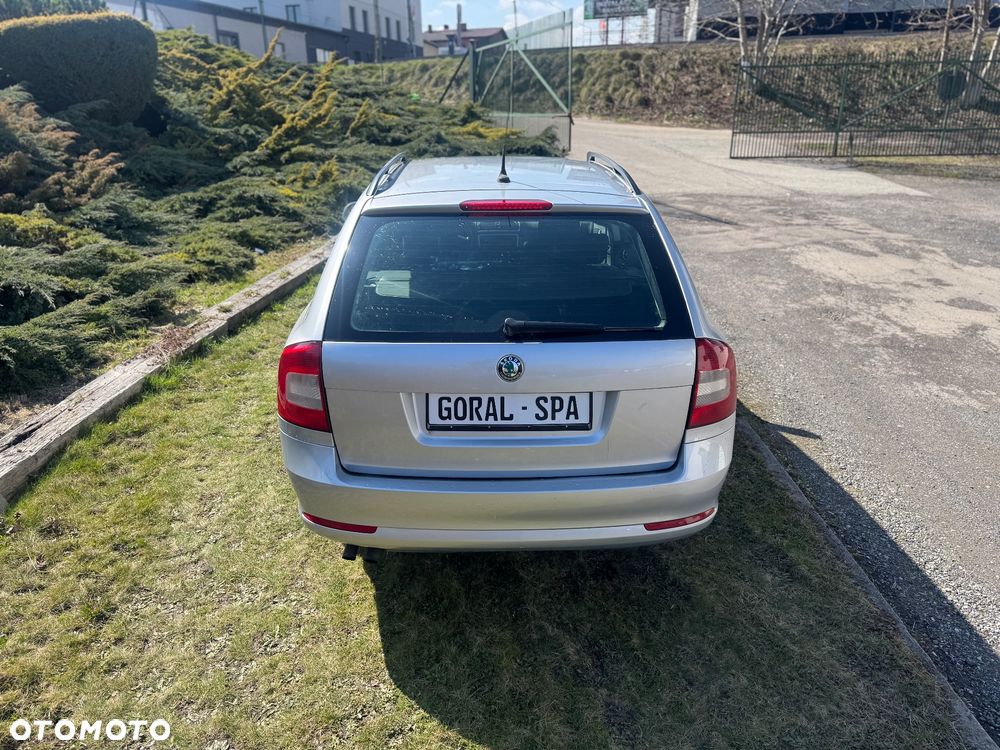 Skoda Octavia - 8
