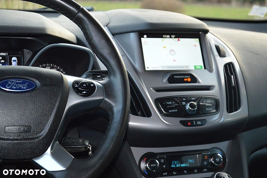 Ford Tourneo Connect 1.5 TDCi Start-Stop Titanium - 30