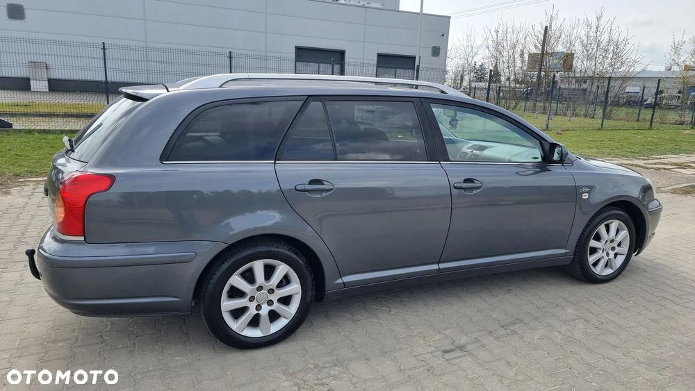 Toyota Avensis 2.2 D-4D Prestige - 27