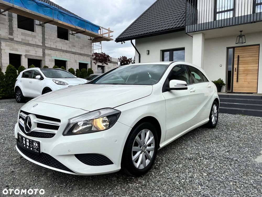 Mercedes-Benz Klasa A 180 (BlueEFFICIENCY) - 22