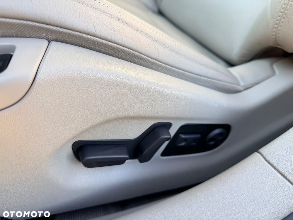 Citroën C5 2.0 16V Exclusive - 12