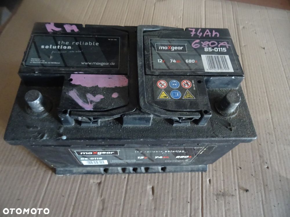 AKUMULATOR 12 V 74Ah 680 A - 3