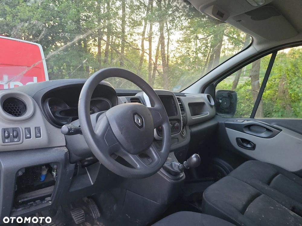 Renault TRAFIC - 7