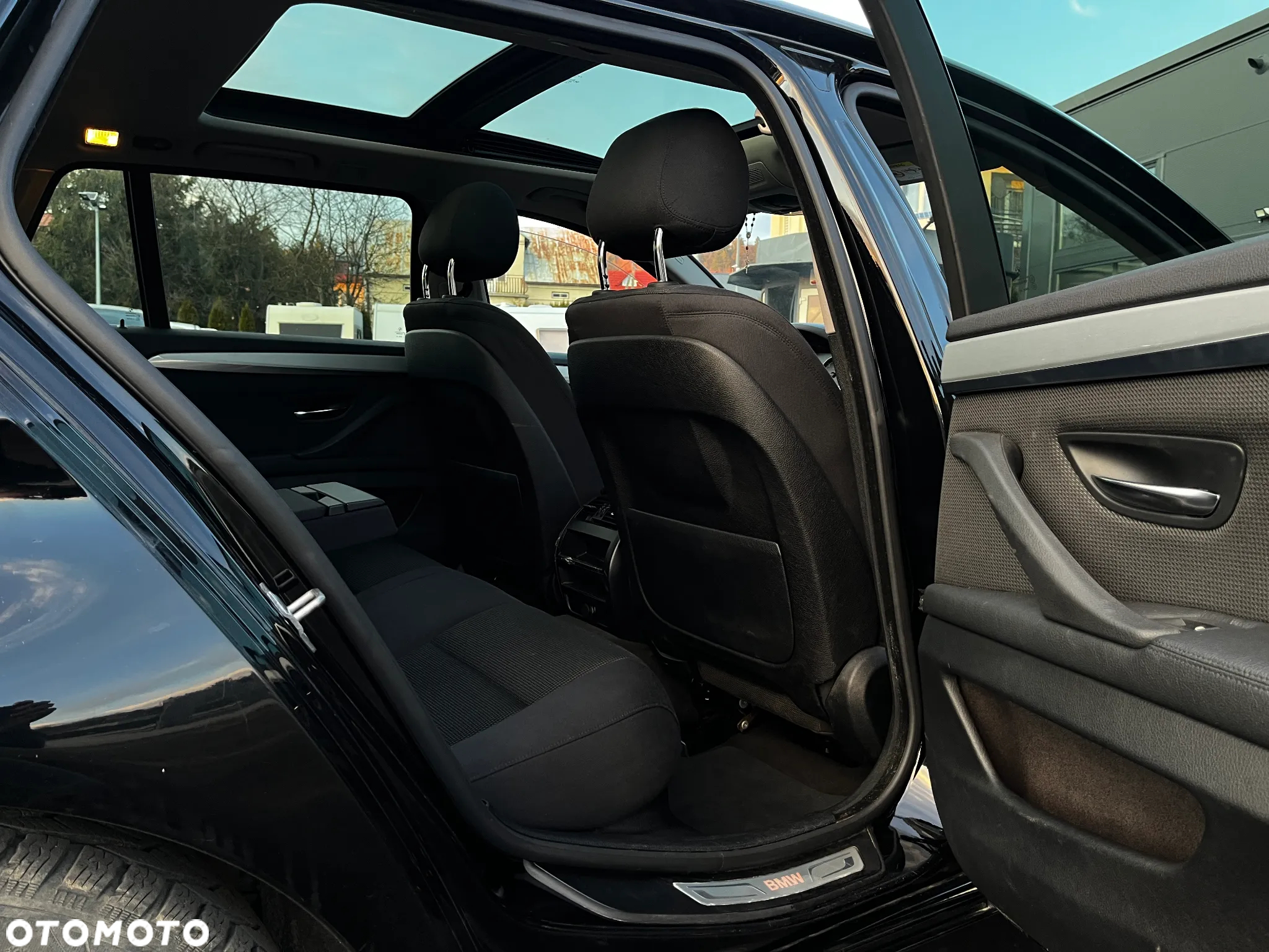 BMW Seria 5 525d xDrive Modern Line - 17