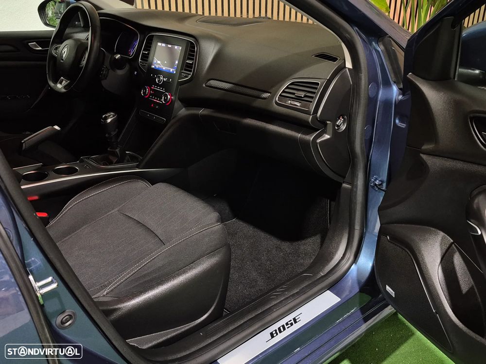 Renault Mégane Sport Tourer 1.5 Blue dCi Limited - 23