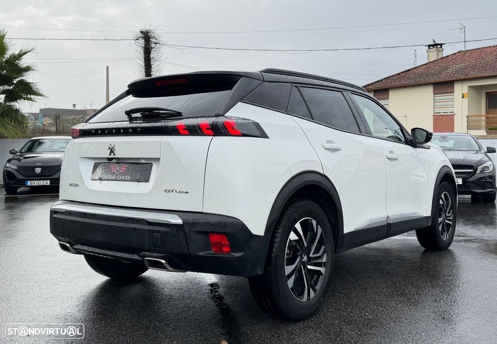 Peugeot 2008 1.2 PureTech GT Line - 4
